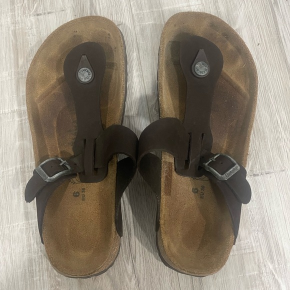 Betula by Birkenstock Brown Suede Gizeh Sandals Size 6 - Picture 3 of 16